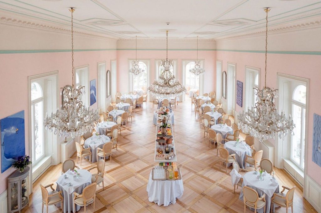 St-Moritz-hotel-Bernina-wedding-venue-engadine
