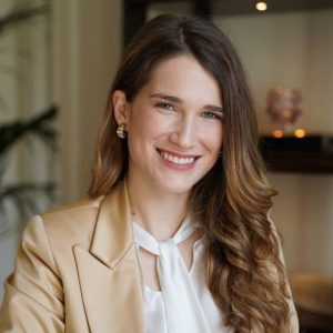 Sofia Provera speaker